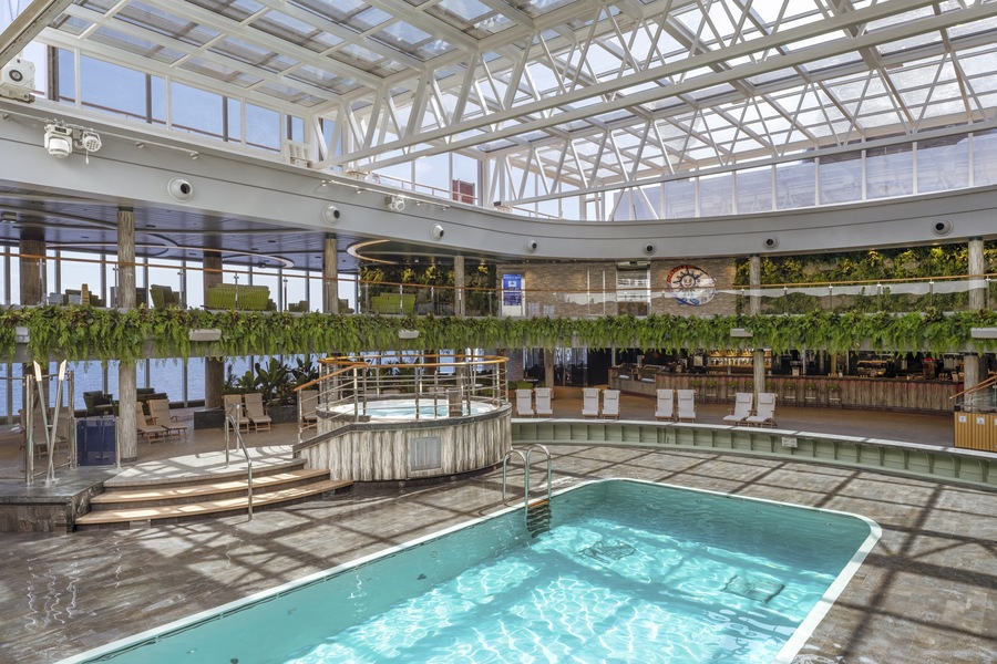 MSC Cruises MSC Seashore Jungle Pool Lounge 4.jpg